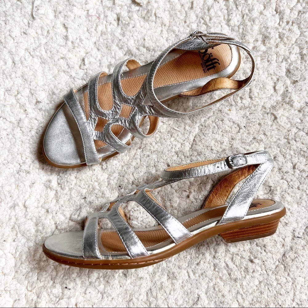 SÖFFT: Geometric Metallic Silver Leather Strappy Sandals Size 7.5W
